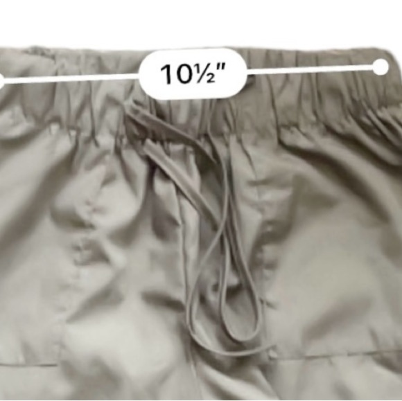 ASOS DESIGN casual parachute gray cargo pants M wide leg front pockets - Picture 7 of 9